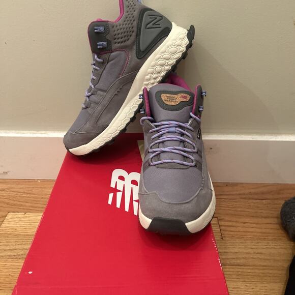 New Balance Womens Fresh Foam X Hierro Mid Size 11 Wide Shoes Running Hiking - Picture 2 of 16